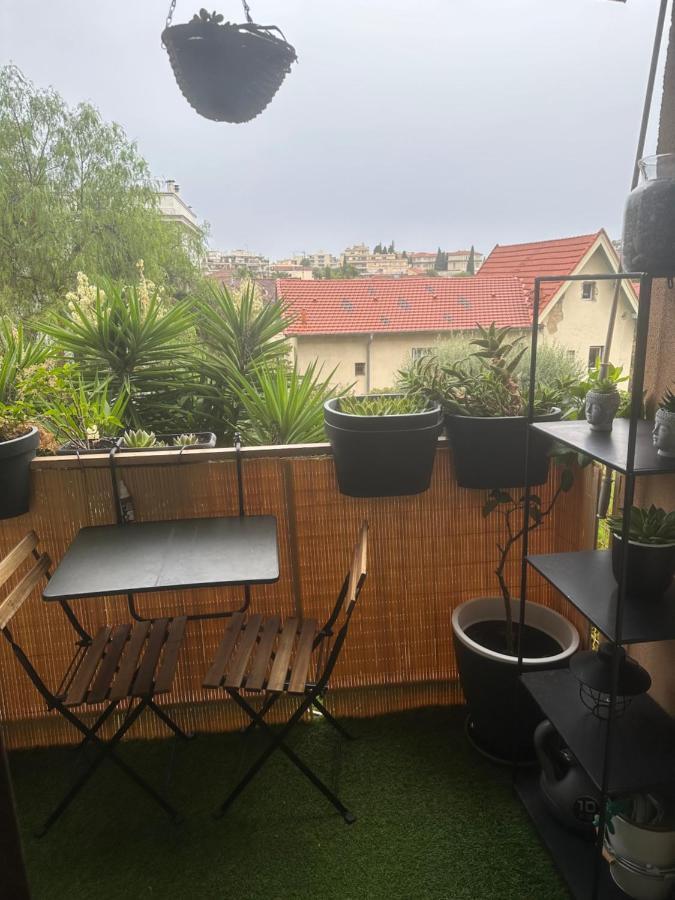 Location De Chambre Privee Dans Residence Prive, Jardins Et Parking Gratuit 1 Min To Tramway Et 9 Min De Centre-Ville, Accessibilite A Plusieurs Transports Niza Exterior foto